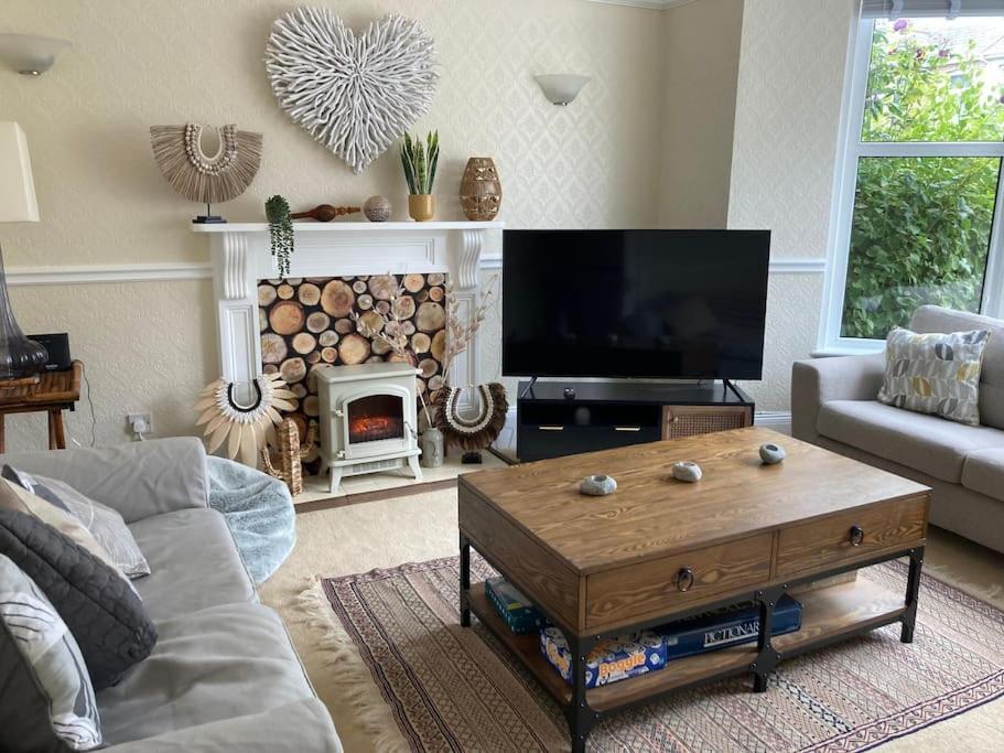 Gorgeous House In Newquay Walking Distance From Fistral Beach Εξωτερικό φωτογραφία